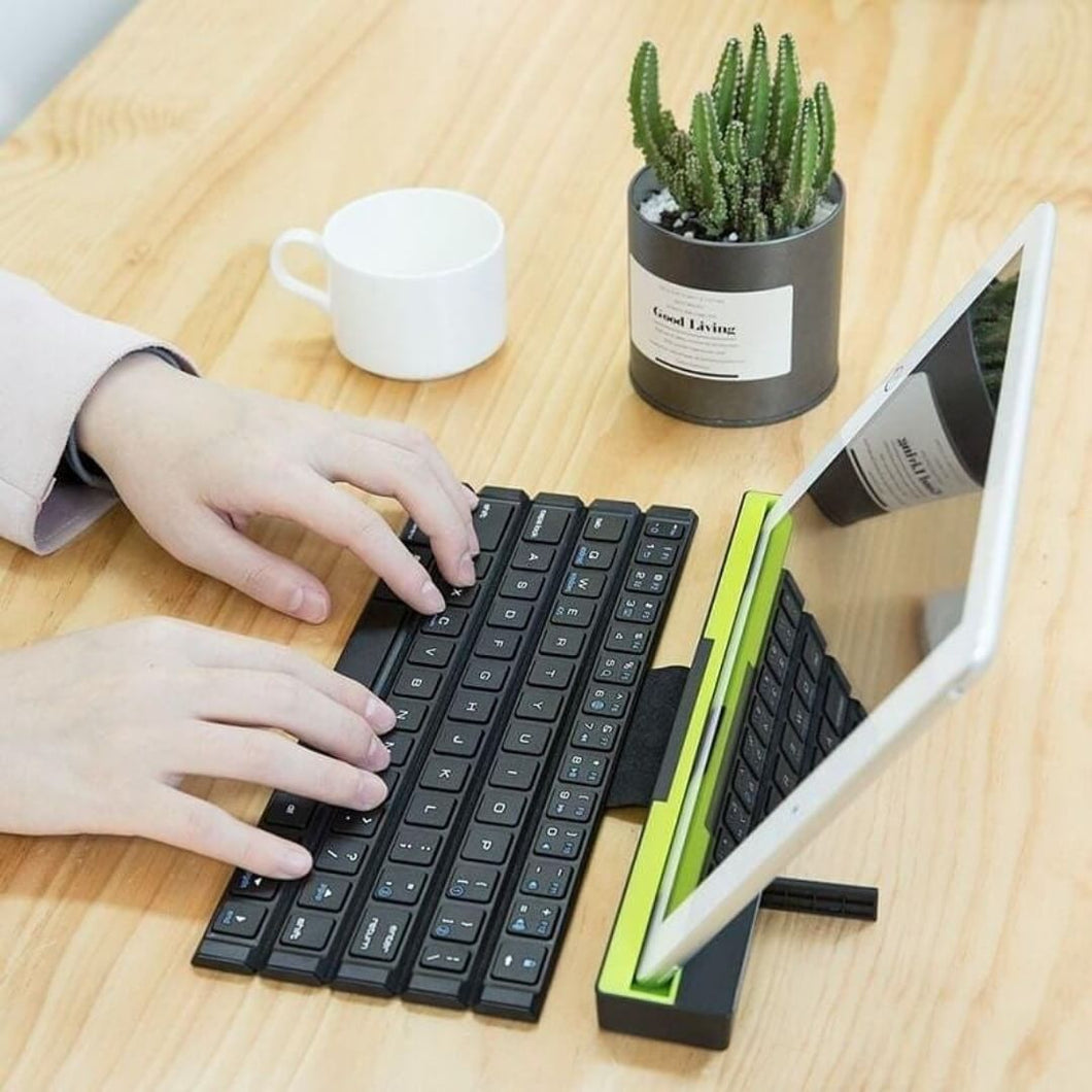 Foldable Wireless Keyboard For Smartphone and Tablet